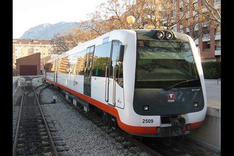 Stadler Rail Valencia is to supply six electro-diesel multiple-units for the metre gauge railway between Benidorm and Dénia.